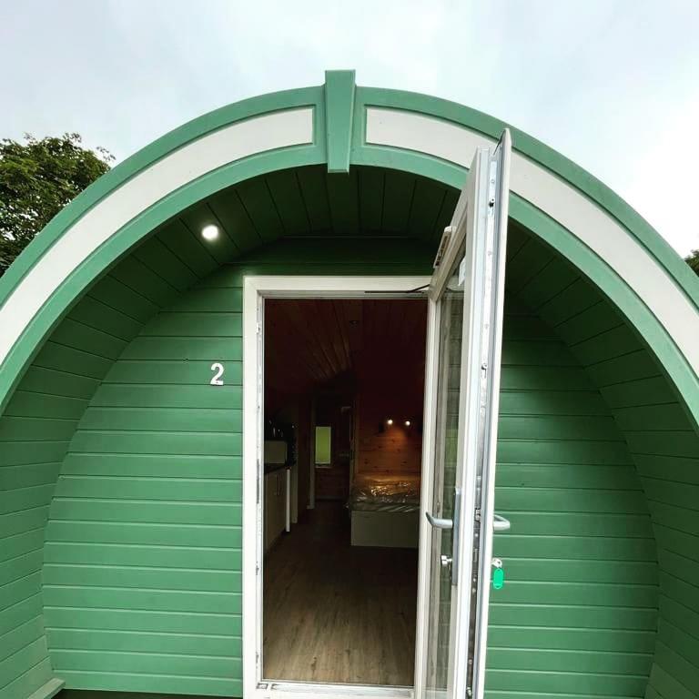 Hotel Berehaven Pods Castletownbere Esterno foto