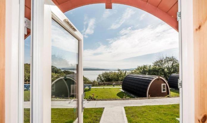 Hotel Berehaven Pods Castletownbere Esterno foto